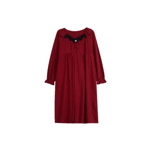 Floating Light Islands Ночная сорочка Женская