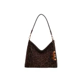 Кофейный цвет леопардового принта.