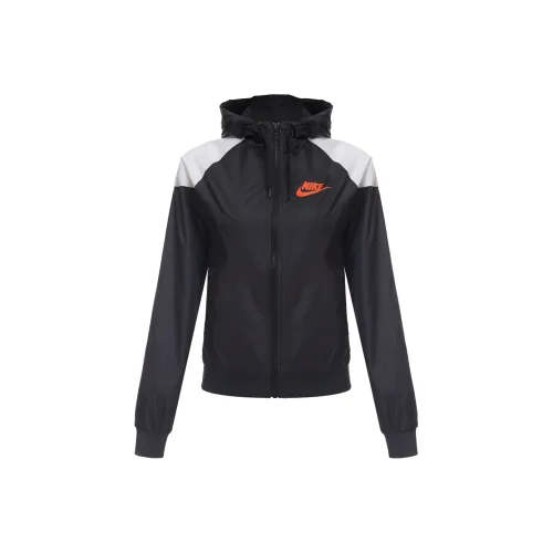 nike WINDRUNNER Черные Женские Куртки