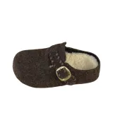 Коричневый