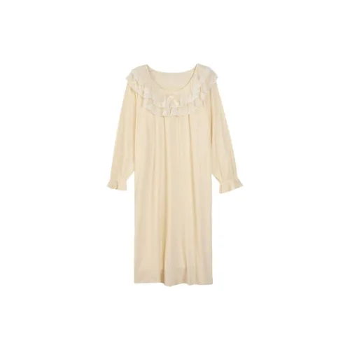 Floating Light Islands Ночная сорочка Женская