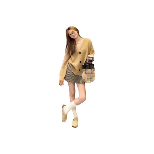 GIUHF Женские Комплекты с Юбкой