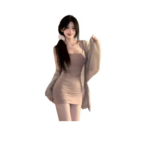 The Temptation Of The Muse Комплект с юбкой Женские