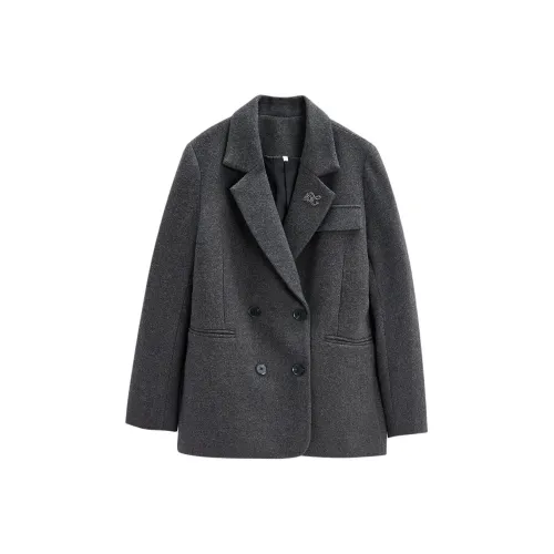 Love To Serve Бизнес-костюм для женщин