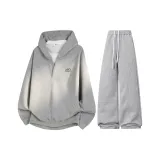 Светло-серый топ + светло-серые штаны