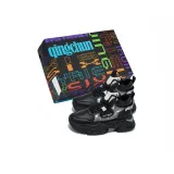 C73 Black, Коробка включена