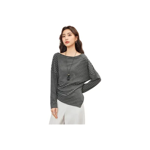 Love To Serve Стандартная T-рубашка Женская