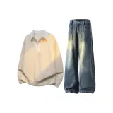 Абрикосовый свитшот + темно-синие джинсы