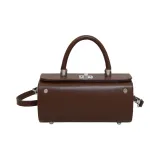 Коричневый