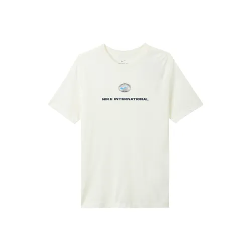 Nike Белые Мужские Футболки