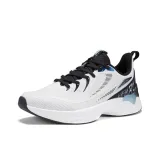 Молочно-белый