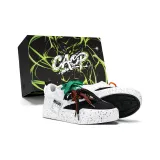 Несовпадающие черный