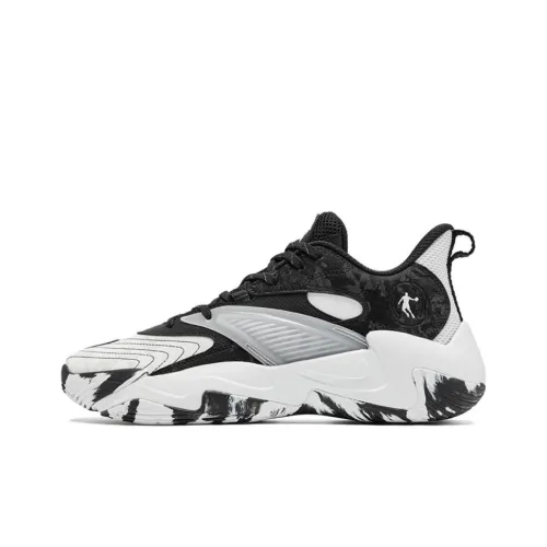 QIAODAN Амортизация противоскользящий низкий отскок баскетбольные кроссовки мужской черный белый