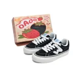 Black (Белый шнурки)