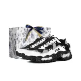 Чёрно-белый