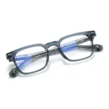 Прозрачно-серый