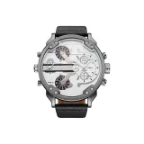 Белый циферблат, черный ремешок.