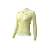 Светло-желтый