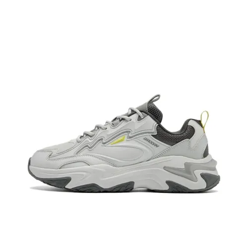 QIAODAN Устойчивые к истиранию амортизаторы Низкий топ Повседневная обувь Мужская Снежно-серый Акулий серый