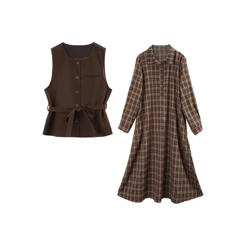 Комплект с юбкой A Paradise For Awakening для женщин