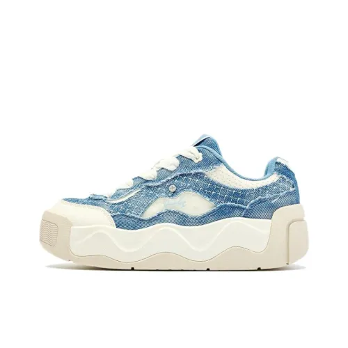 QIAODAN Покрытие Slip-Resistant Низкие Кроссовки для Скейтбординга Женские Древесный Синий Слоновая Кость