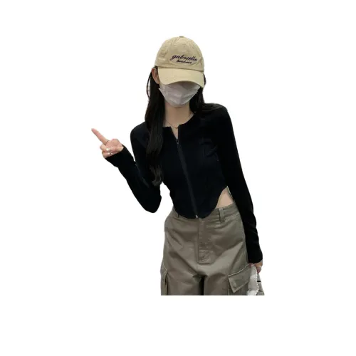 CASTLE WOODS Стандартная T-рубашка Женская