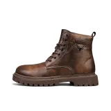 Коричневый