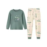 Тёмно-зелёный