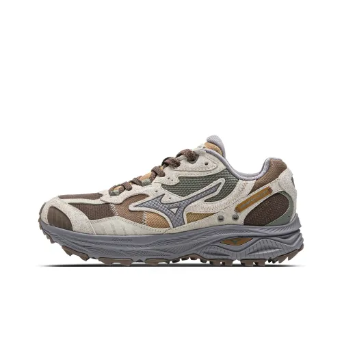 Mizuno Racer ADV Low Топ Беговые кроссовки Унисекс Олень Коричневый