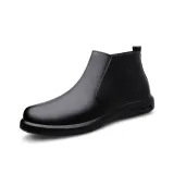 Черная обувь с флисовой подкладкой и утеплением