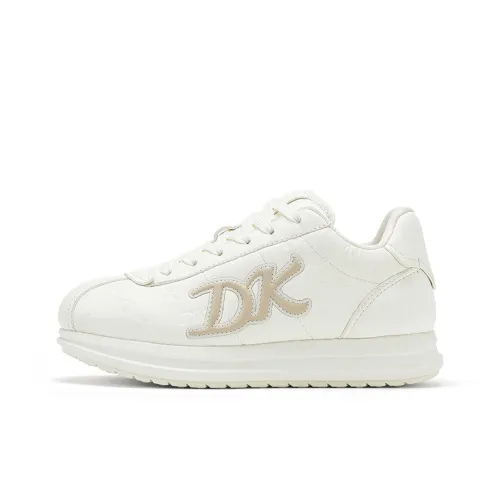 DESKISS Мода Винтаж Круглый носок Кружево Вверх Узор Тисненый