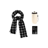 Черный шарф в клетку + утепленный размер бюстгальтера + бальзам для губ