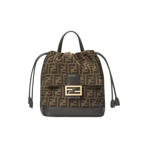 FENDI Рюкзак из коровьей кожи женский коричневый