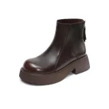 Коричневый