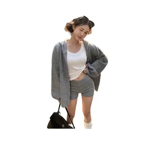 Gentle Welcome Повседневный костюм женский