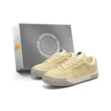 Светло-желтый