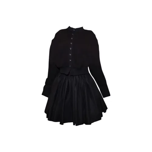 PAIN OR PLEASURE Комплект с юбкой Женские