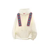 Бежево-абрикосовый