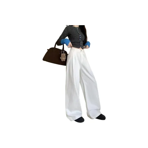 AURORA MUSE Белый Джинсы Женские Джинсы