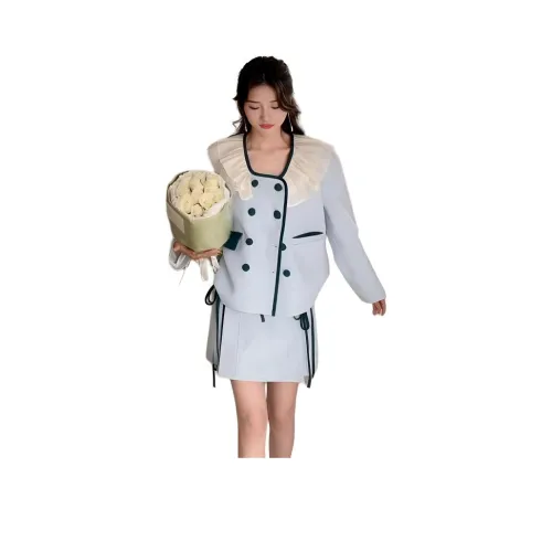 Dippanis Светло-синий женский комплект с юбкой