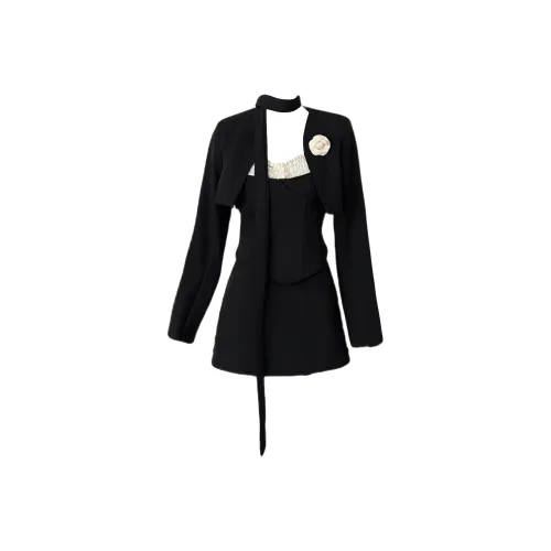 Udon House Женские Комплекты с Юбкой