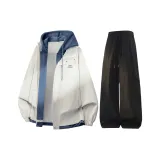 Светлый хаки топ + черные штаны