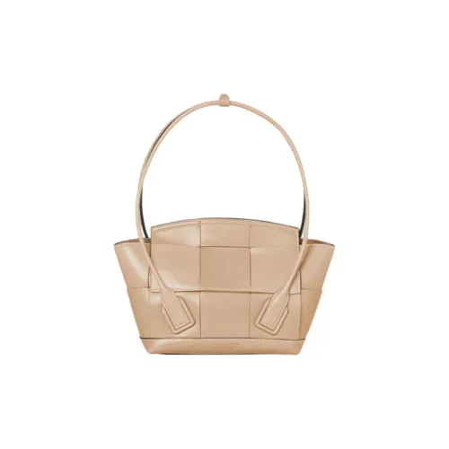 Bottega Veneta Arco Коровья кожа Тоут Сумка для покупок Сумка на плечо Сумка Маленькая Женская Миндаль Телесный