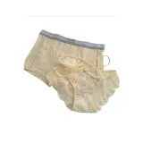 Молочно-белый