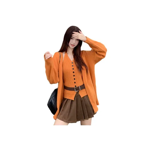 Flowers in water Повседневный костюм женский