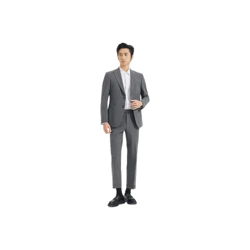 LESS IS MORE Бизнес-костюм мужской