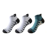 Две пары в белом + одна пара в темно-зеленом