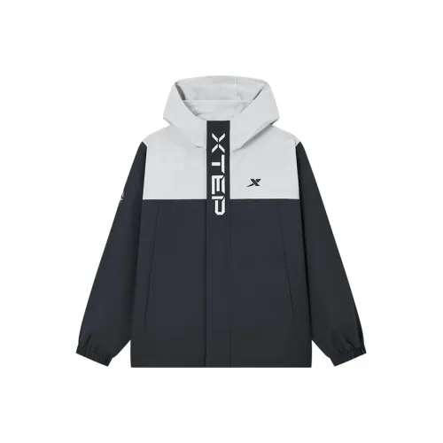 XTEP Куртки и пальто 120-175 Детский