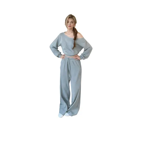 AURORA MUSE Повседневный костюм женский