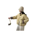 Светло-желтый